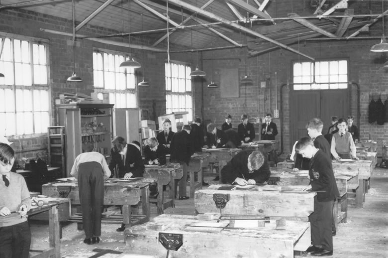 1914 - Archivist Maister Class - archiving lesson